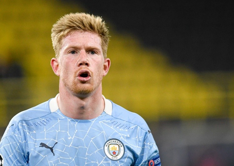 孔帕尼：很高兴戴维斯能及时回归，卡尔攻防两端都非常出色（孔帕尼：戴维斯及时复出令人欣喜，卡尔攻防表现亮眼）