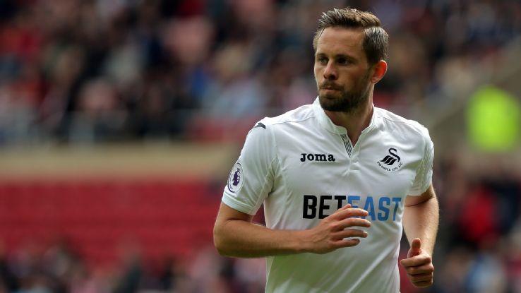 马内谈C罗：他是全世界运动员榜样，他拥有极强的职业精神（马内称赞C罗：堪称全球运动员楷模，职业精神极强）