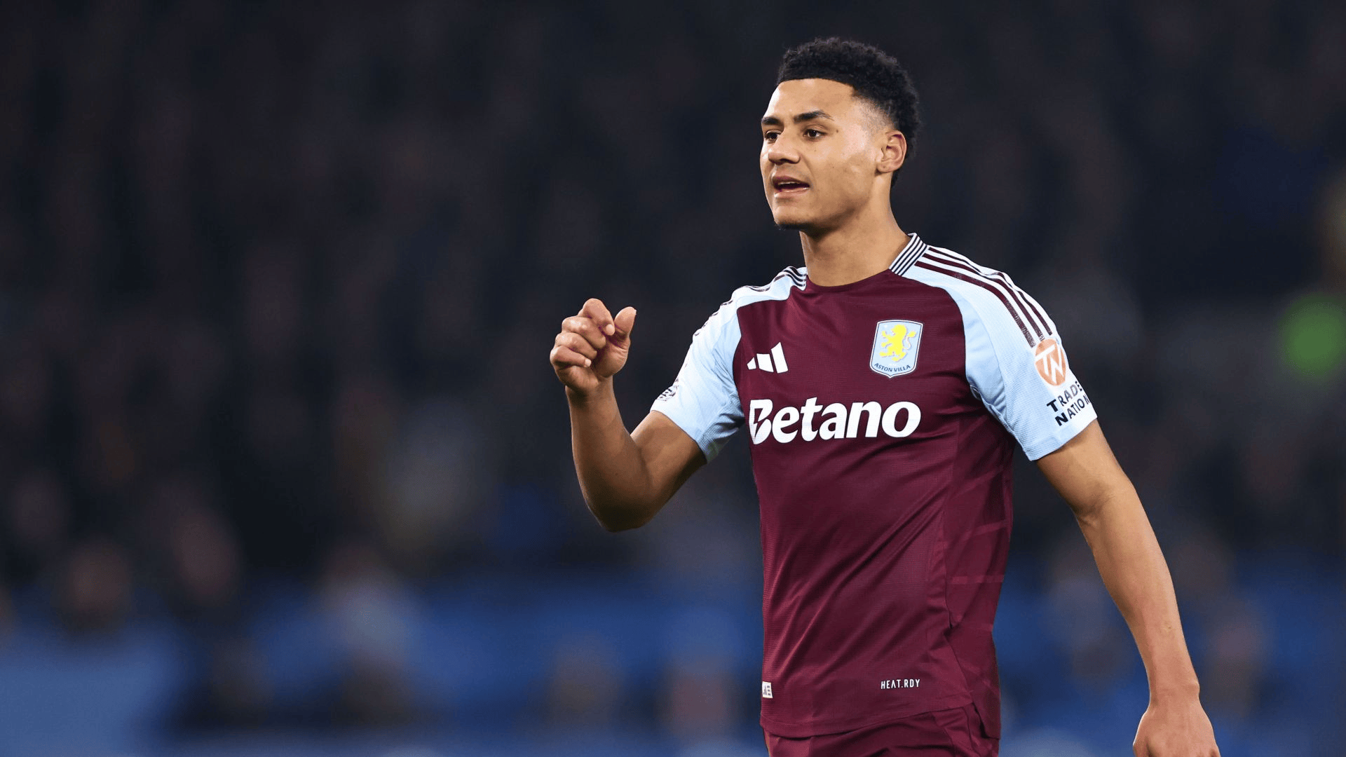 意媒：曼联只想纯租借梅努，球员本人愿意以此方式前往意甲（意媒称曼联仅愿外租梅努，球员同意以租加盟意甲）