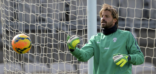 跟队记者：伊萨克恢复时间预估为3个月，有望在本赛季内复出（队记：伊萨克预计伤停3个月，本赛季仍有望复出）