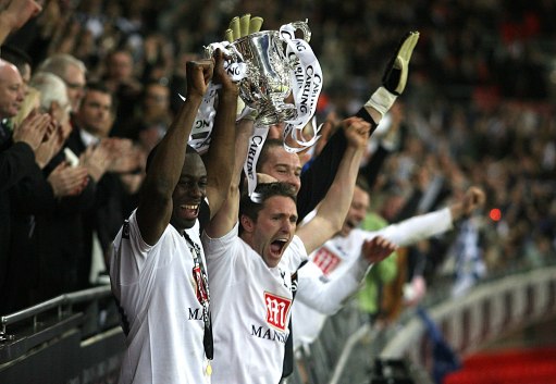 穆帅欧冠七胜贾府，仅瓜帅和安帅对单一对手胜场更多（穆帅欧冠对阿贾克斯7胜，仅瓜帅与安帅在单一对手面前胜场更多）