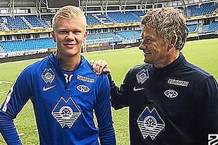 圆神闪击难救主，费兰半场帽子戏法，巴萨5-3贝蒂斯豪取六连胜（圆神闪击未能救主，费兰半场戴帽，巴萨5-3贝蒂斯豪取六连胜）