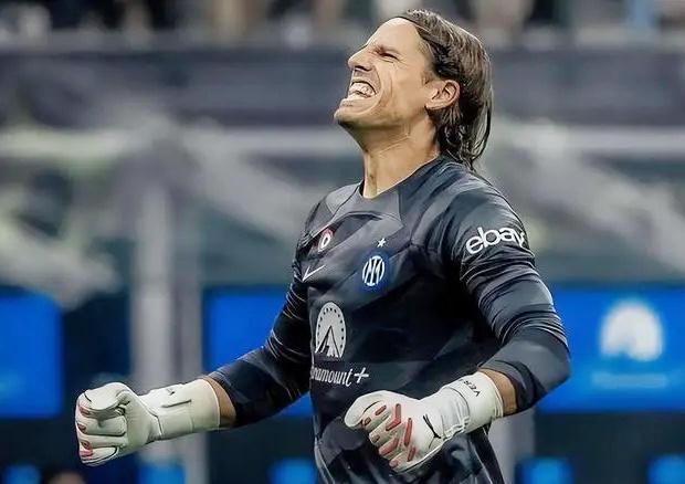 厄德高：梅里诺拥有进球嗅觉，他总是能出现在正确的位置上（厄德高赞梅里诺进球嗅觉敏锐：总能出现在最合适的位置）