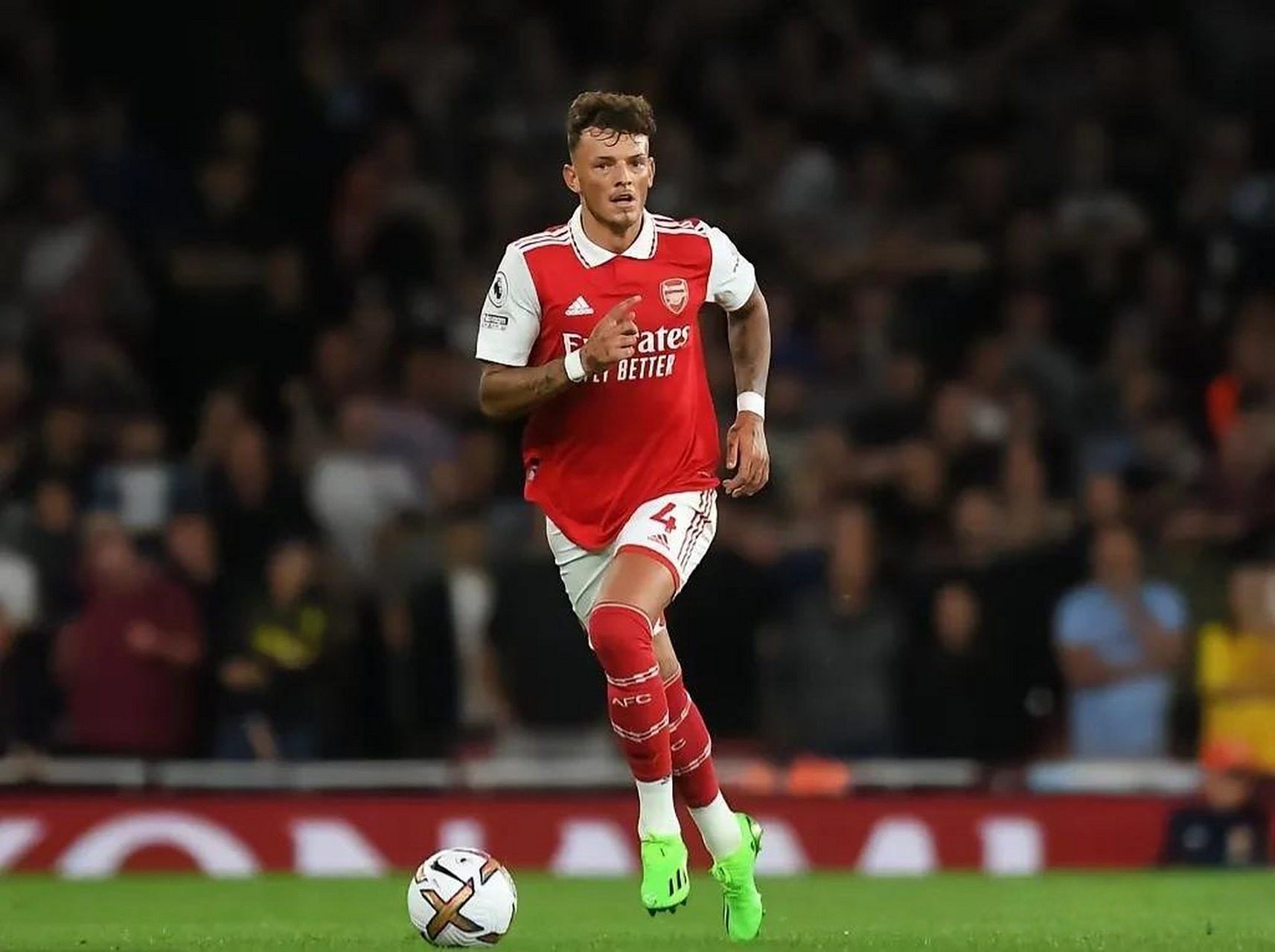 斯洛特：在利物浦每天都得证明自己，不能说拿过冠军就没问题（斯洛特：在利物浦必须持续证明自己，夺冠并非万事大吉）