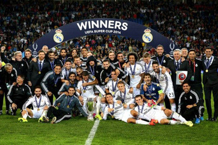 NBA：勇士主场狂胜灰熊 库里轰下45分（NBA：库里45分发飙，勇士主场大胜灰熊）