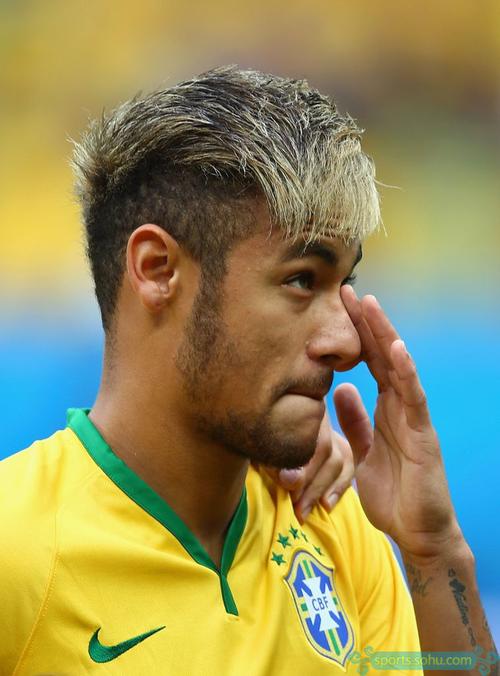 久违了，伊藤洋辉自今年3月以来首次进入拜仁比赛大名单（阔别数月，伊藤洋辉首度重返拜仁比赛名单）