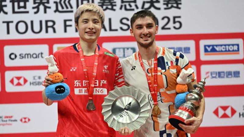 巴顿：李嗣镕一直很努力地训练，他的中超首秀应该是满分（巴顿称李嗣镕训练刻苦，中超处子秀堪称满分）