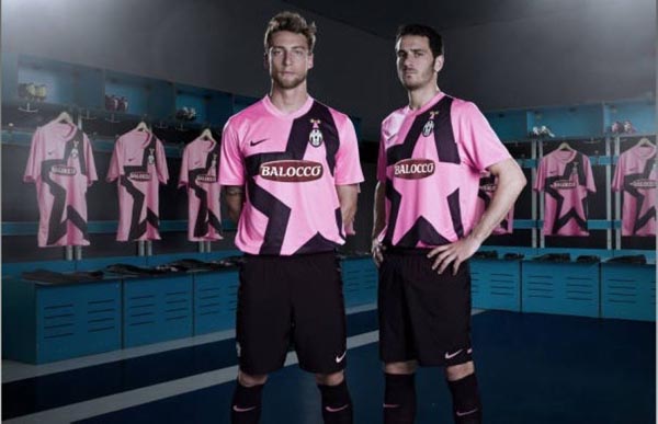 里贝里社交媒体分享与齐达内合照（里贝里在社交平台晒与齐达内合影）