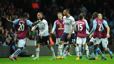 里程碑，国安后卫何宇鹏已在中超出战100场（中超百场达成 国安后卫何宇鹏迎职业里程碑）