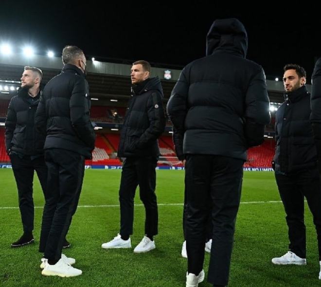 巴萨旧将：足球世界没人能达到梅西的高度，他让我们变得更好（前巴萨球员：足坛无人触及梅西的高度，他让我们变得更优秀）