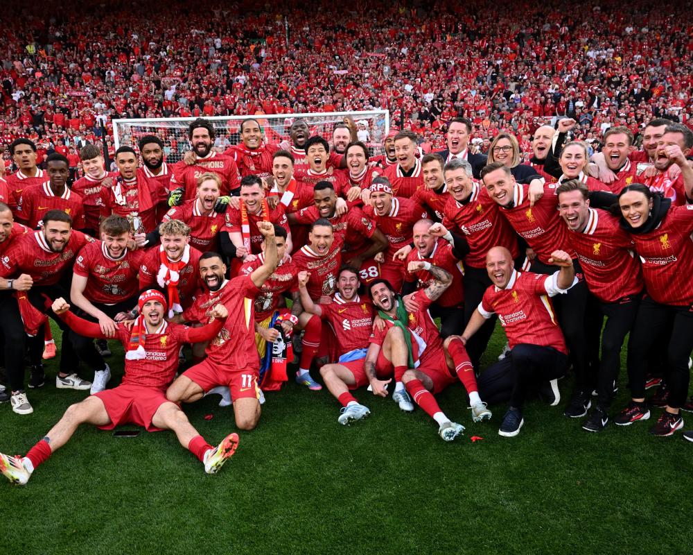 曼联、利物浦为何竞相追逐安托万·塞梅尼奥？（安托万·塞梅尼奥为何成为曼联与利物浦争相追逐的目标？）